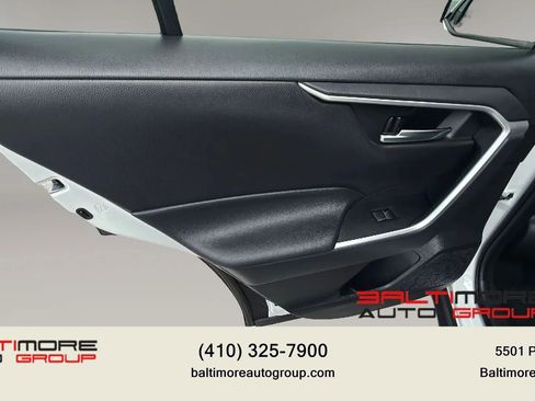 Used 2022 Toyota RAV4 XLE w/ Convenience Package FWD image 32