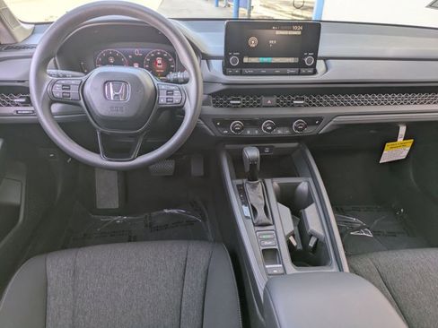 Certified 2025 Honda Accord SE image 15