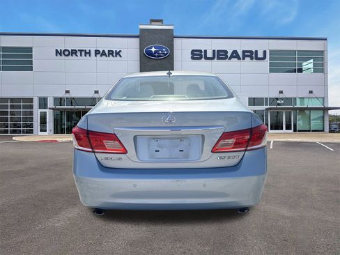 Used 2010 Lexus ES 350 image 4