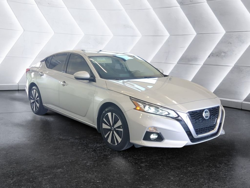 Used 2022 Nissan Altima 2.5 SL AWD/4WD image 1