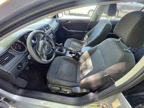 Used 2015 Volkswagen Jetta Sedan FWD image 12