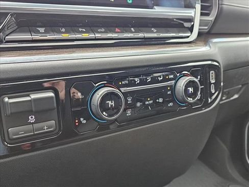 Used 2024 Chevrolet Silverado 3500 LT w/ Safety Package image 27