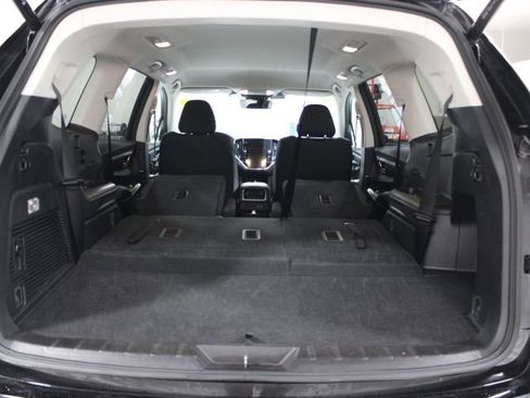 Used 2024 Subaru Ascent Premium w/ Convenience Package image 14