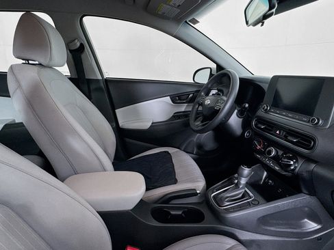 Used 2022 Hyundai Kona SEL image 28