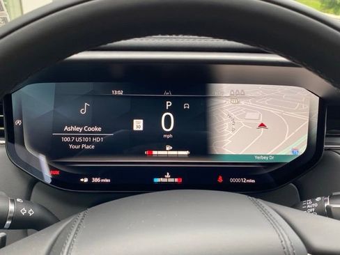 New 2025 Land Rover Range Rover Sport Dynamic SE image 10