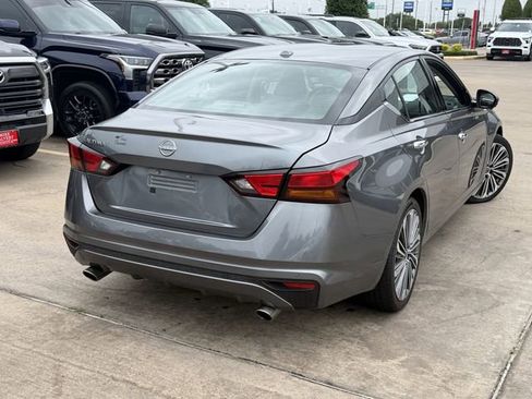 Used 2023 Nissan Altima 2.5 SL FWD image 5