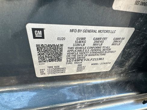 Certified 2020 GMC Sierra 2500 AT4 w/ AT4 Premium Package image 30