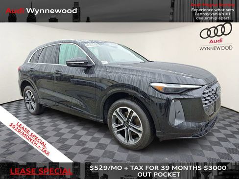 Certified 2025 Audi Q5 Premium w/ Premium Plus AWD/4WD image 1