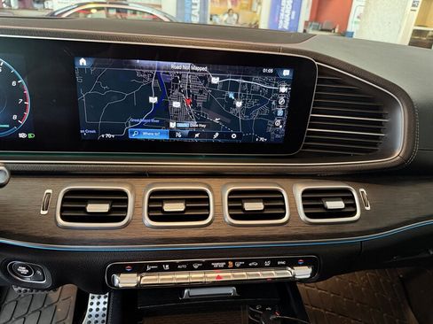 Used 2020 Mercedes-Benz GLS 580 4MATIC image 20