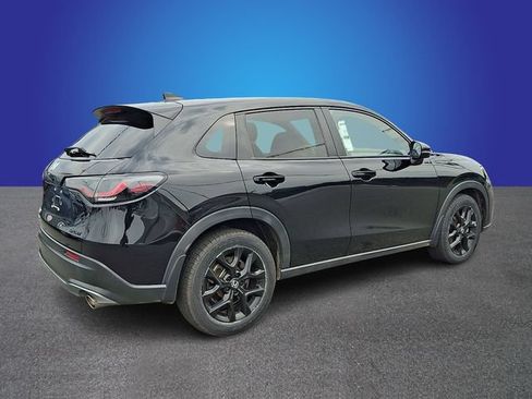 Used 2023 Honda HR-V Sport image 3