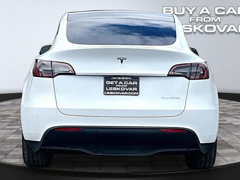Used 2023 Tesla Model Y Long Range AWD/4WD image 4
