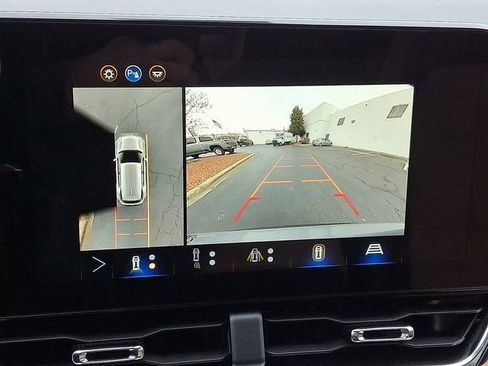 New 2026 Chevrolet Equinox ACTIV w/ Safety and Technology Package FWD image 18