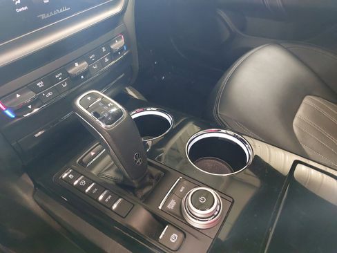 Used 2023 Maserati Ghibli Modena RWD image 27