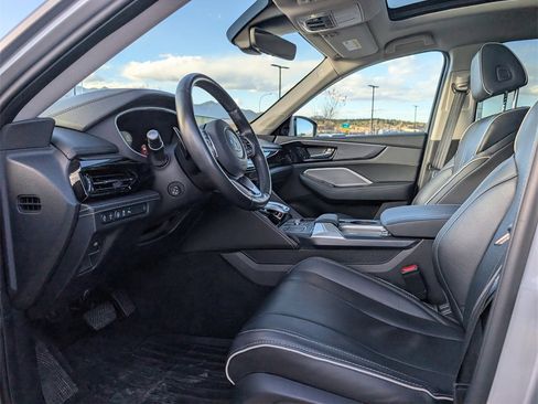 Used 2023 Acura MDX SH-AWD w/ Advance Package image 10