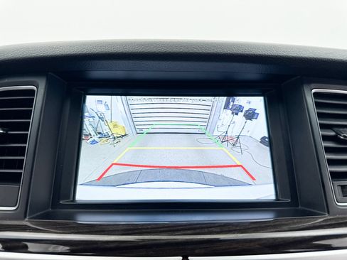 Used 2016 Hyundai Genesis 3.8 RWD image 9