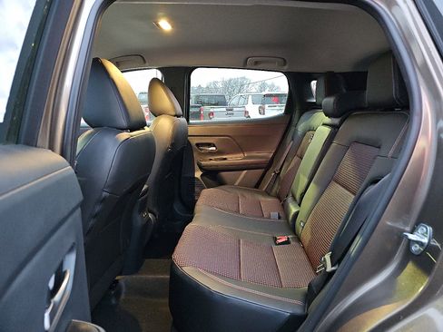 New 2026 Nissan Kicks SR w/ Cold Weather Package image 6