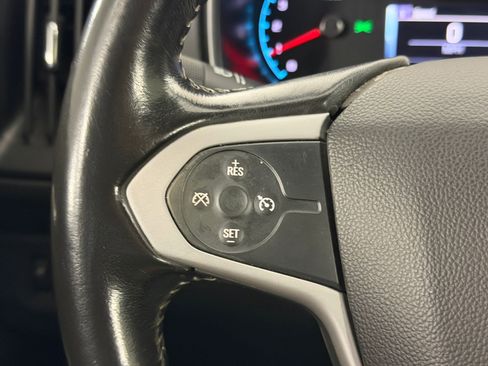 Used 2016 Chevrolet Colorado LT w/ LT Convenience Package RWD image 15