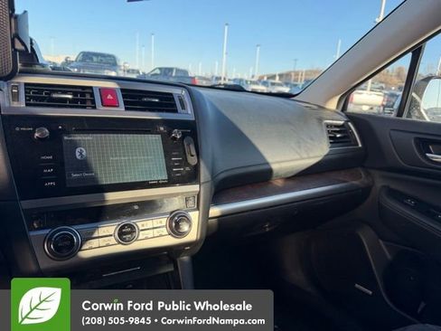 Used 2016 Subaru Outback 2.5i Limited image 9