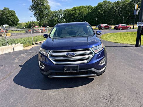 Used 2016 Ford Edge SEL w/ Equipment Group 201A AWD/4WD image 4