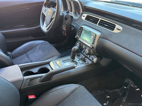 Used 2014 Chevrolet Camaro ZL1 RWD image 18