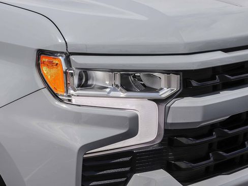 Used 2024 Chevrolet Silverado 1500 RST AWD/4WD image 12
