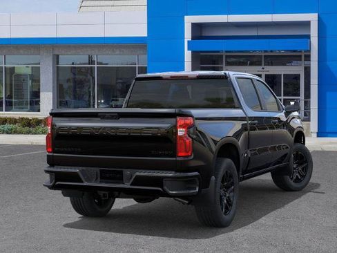 New 2026 Chevrolet Silverado 1500 Custom w/ LPO, Dark Essentials Package image 4