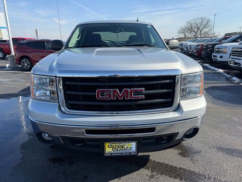 Used 2011 GMC Sierra 1500 SLE w/ Power Tech Package image 8