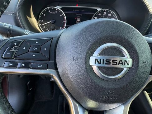 Used 2020 Nissan Sentra SV FWD image 19