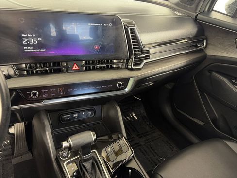 Certified 2023 Kia Sportage X-Line w/ X-Line Premium Package image 4