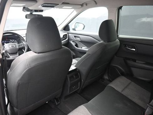 Used 2025 Nissan Rogue SV AWD/4WD image 34