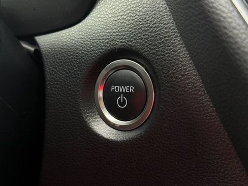 Used 2026 Toyota Corolla XLE FWD image 22