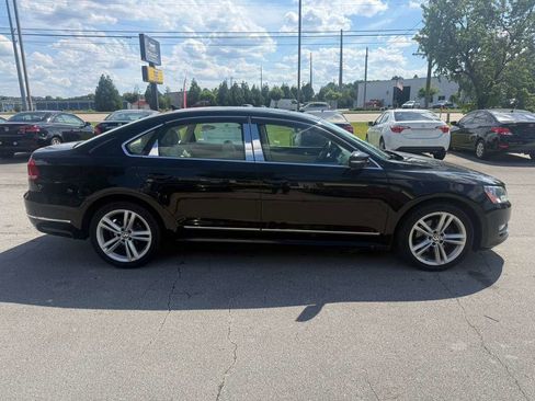 Used 2014 Volkswagen Passat 1.8T SEL Premium FWD image 4