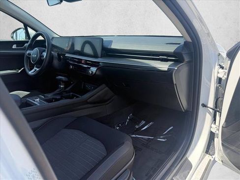 Used 2025 Kia K5 LXS FWD image 12