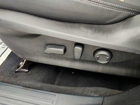 Used 2022 Subaru Forester Premium AWD/4WD image 11