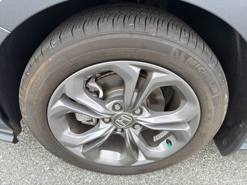 Used 2023 Honda Accord EX image 11