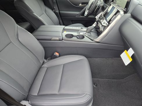 New 2025 Lexus LX 700h Luxury w/ Appearance Package image 10