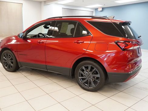 Certified 2023 Chevrolet Equinox RS FWD image 8