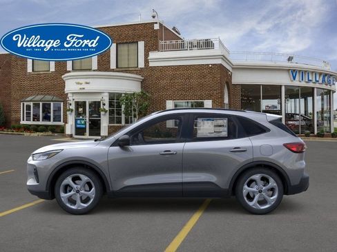 Used 2025 Ford Escape ST-Line w/ Tech Pack #1 AWD/4WD image 3