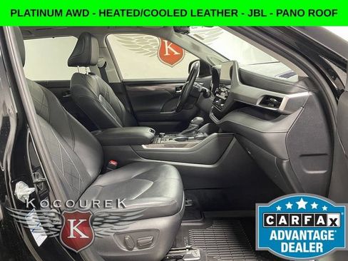 Used 2020 Toyota Highlander Platinum AWD/4WD image 23