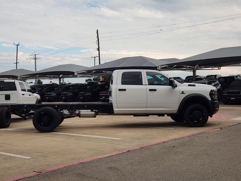 New 2026 RAM 5500 Tradesman AWD/4WD image 4