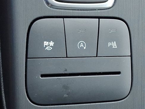 Used 2022 Ford Escape Titanium w/ Class II Trailer Tow Package image 26