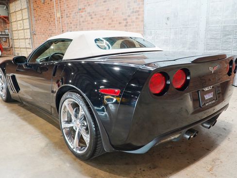 Used 2011 Chevrolet Corvette Grand Sport w/ Preferred Equipment Group RWD image 18
