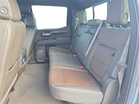 Used 2025 GMC Sierra 1500 Denali w/ Technology Package image 16