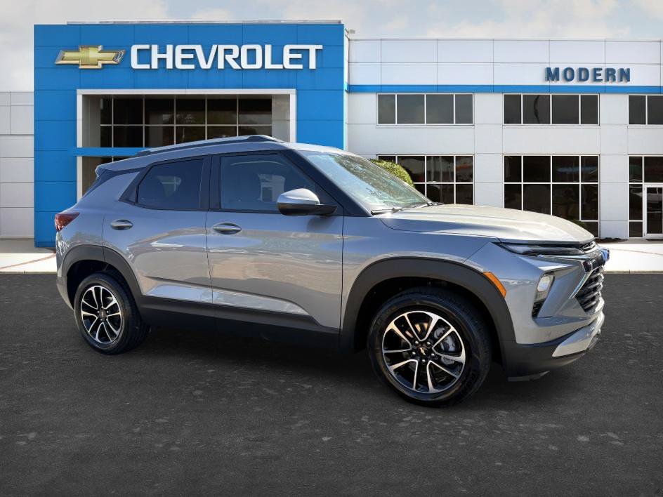 Used 2025 Chevrolet TrailBlazer LT FWD image 6