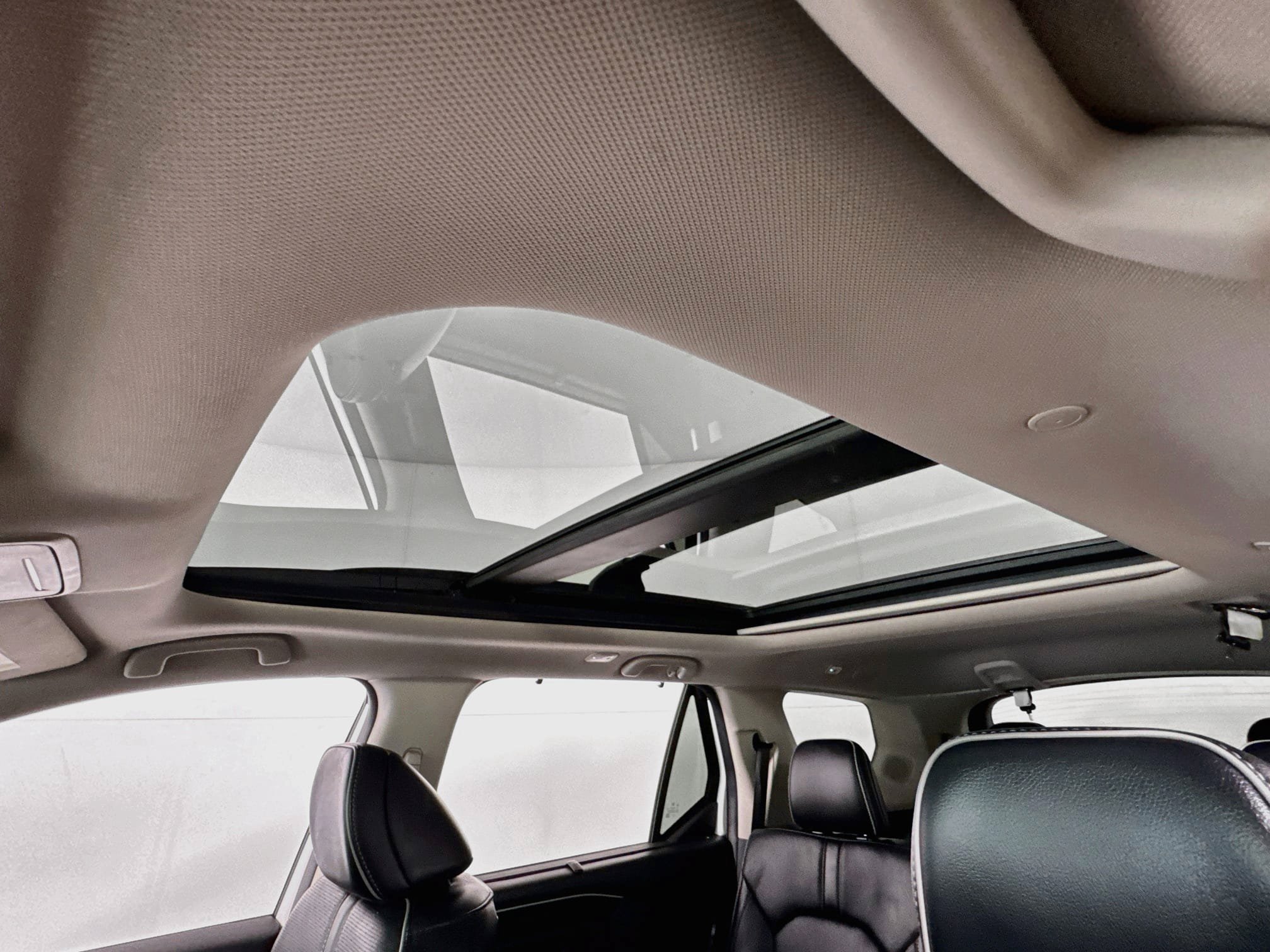 Used 2023 Honda Pilot Elite image 6