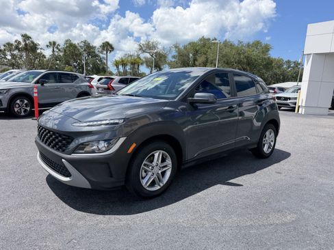 Used 2022 Hyundai Kona SE FWD image 5
