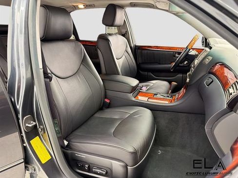 Used 2004 Lexus LS 430 RWD image 30