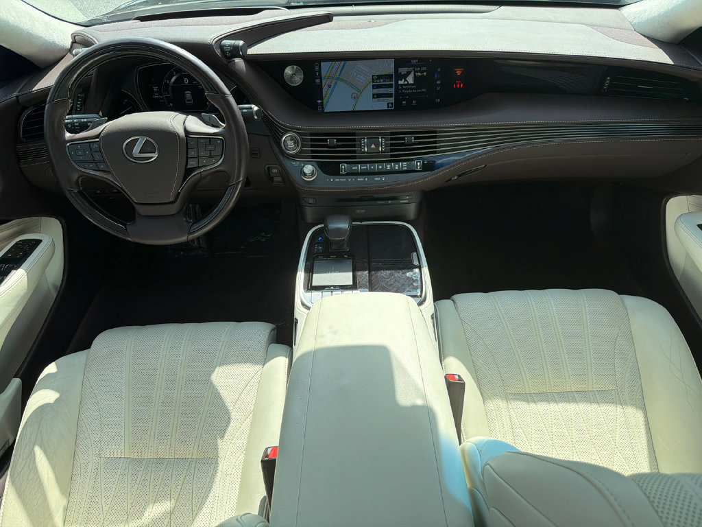 Used 2018 Lexus LS 500 RWD image 19