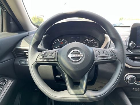 Certified 2025 Nissan Altima 2.5 S FWD image 24