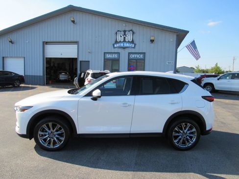 Used 2019 MAZDA CX-5 Signature AWD/4WD image 3